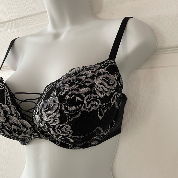 La SENZA BEYOND SEXY Padded Strappy Lacy Mesh Corset Push-Up Size 34DD - Picture 3 of 16